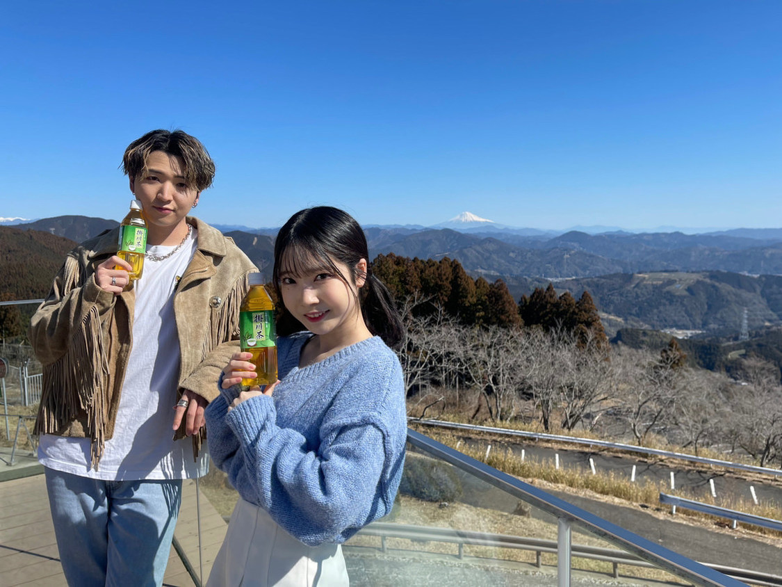 けんちょす（高橋憲太）、平松栞奈（Hey!Mommy!）