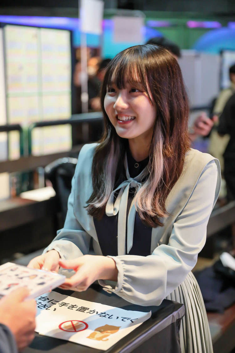 ＜AKB48 61stシングル「どうしても君が好きだ」発売記念【AKB48劇場】CDお渡し会＞AKB48劇場（2023年4月26日／©️AKB48）