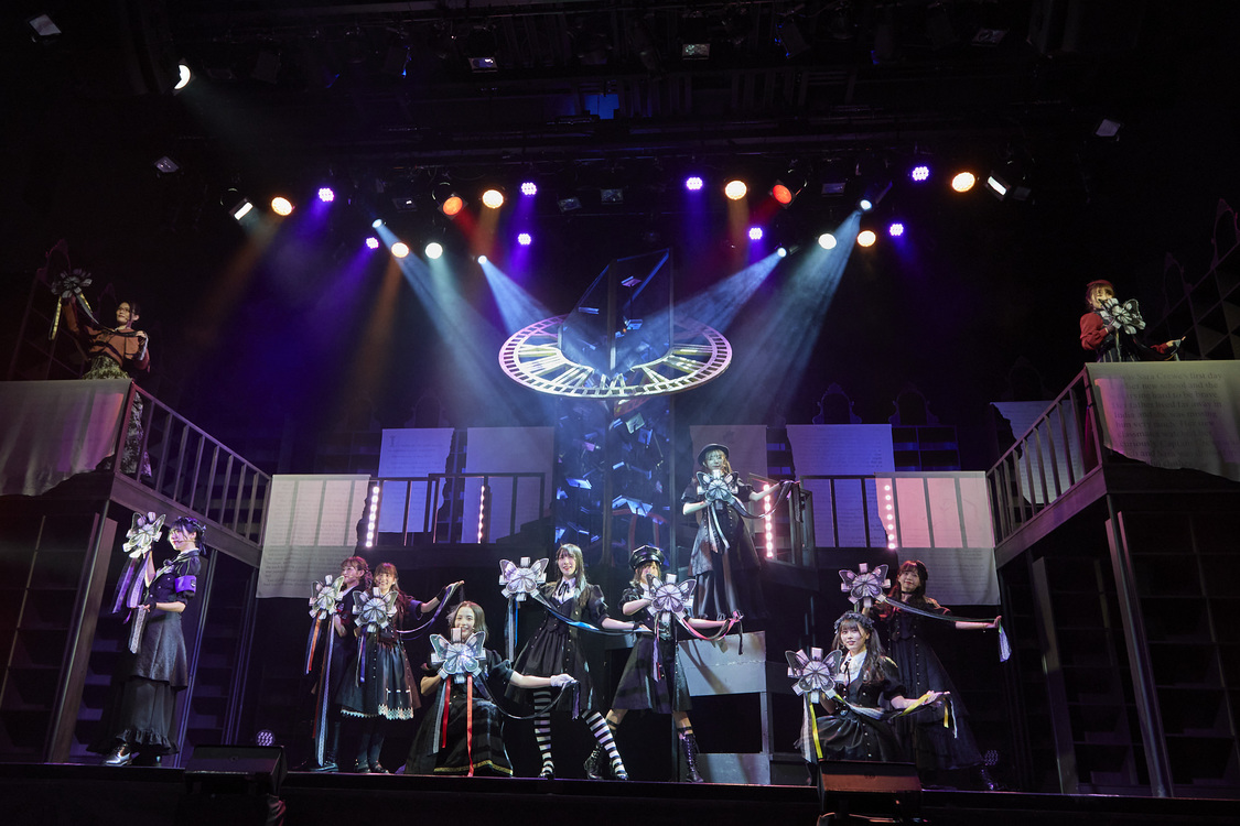 ＜File No.0001『マエストロには背を向けよ＞Mixalive TOKYO 6F Theater Mixa（©×純文学少女歌劇団）