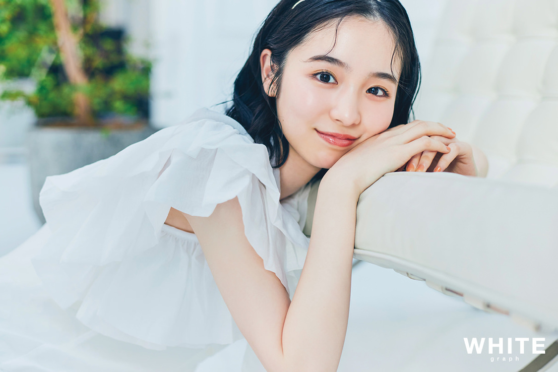 幸澤沙良『WHITE graph 010』（撮影：小池大介）
