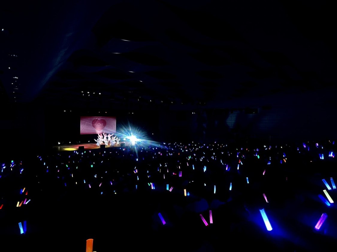 ＝LOVE＜13thシングル「この空がトリガー」発売記念スペシャルライブ＞松下IMPホール（2023年5月13日）