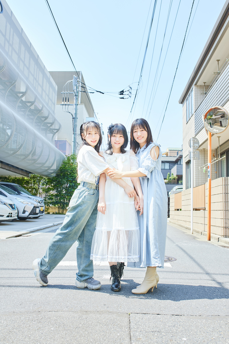 飯塚麻結、植田ひかる、井上ほの花