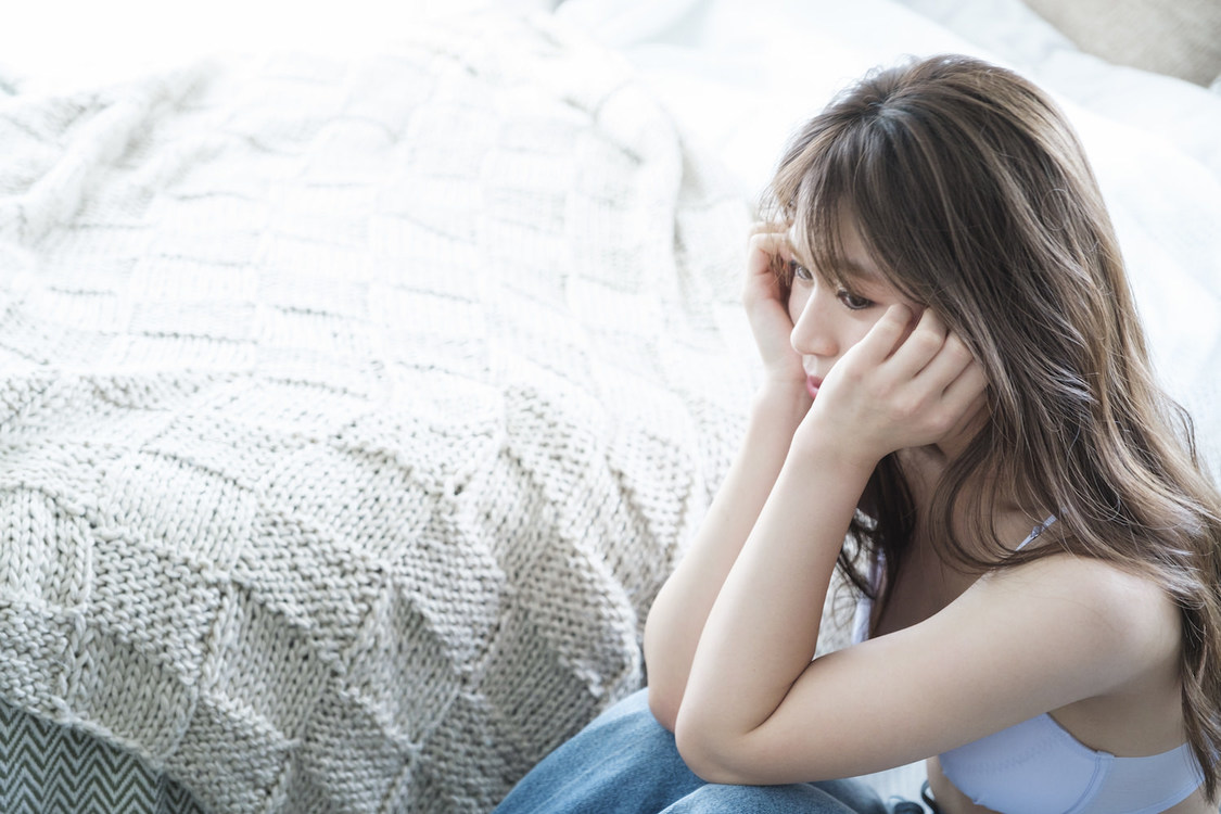 渋谷凪咲「マッチミーブラ」CMメイキングカット