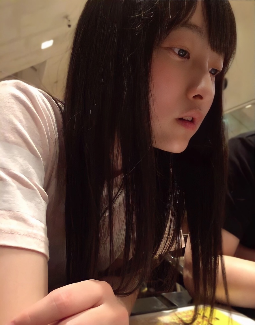 清原梨央 フォトエッセイ集『光と影』より