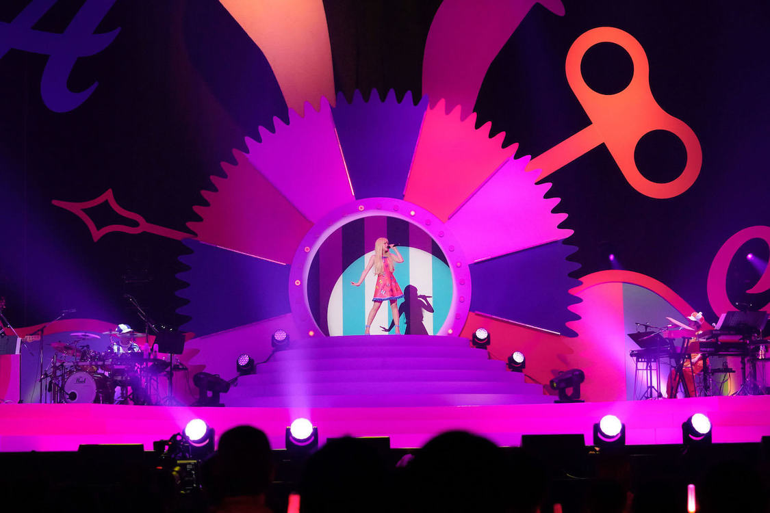 ＜AYAKA NATION 2023 in YOKOHAMA Arena ～FRIENDS～＞横浜アリーナ（2023年5月21日／©︎増田慶・小境勝巳）