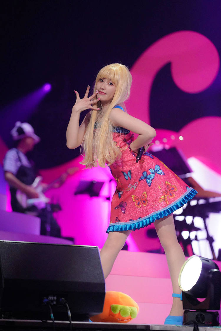 ＜AYAKA NATION 2023 in YOKOHAMA Arena ～FRIENDS～＞横浜アリーナ（2023年5月21日／©︎増田慶・小境勝巳）