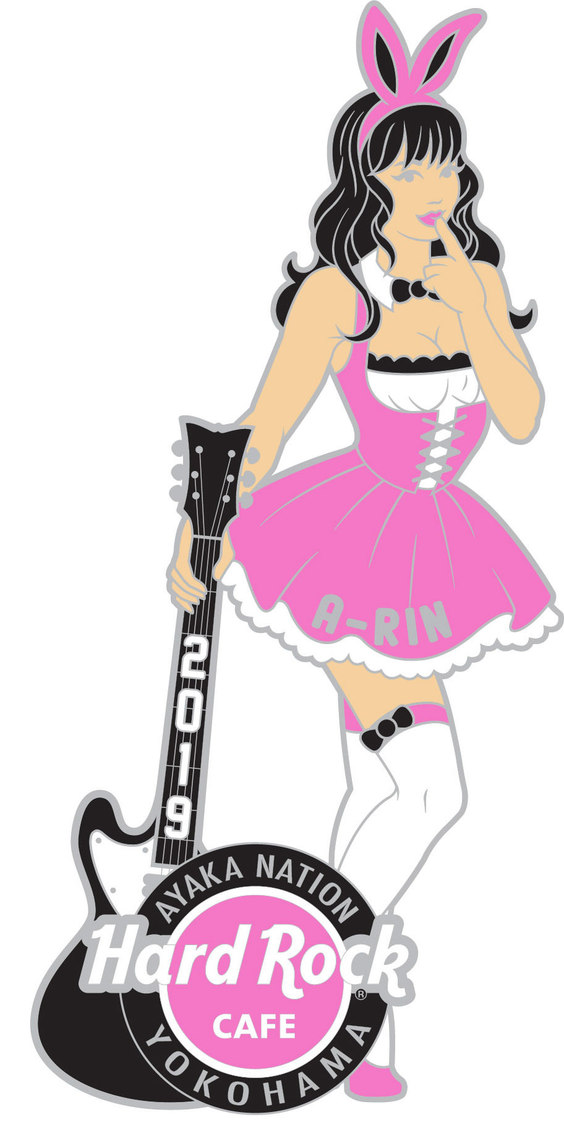 『2019 AYAKA NATION Pin』（ピンク：￥2,800・税込）