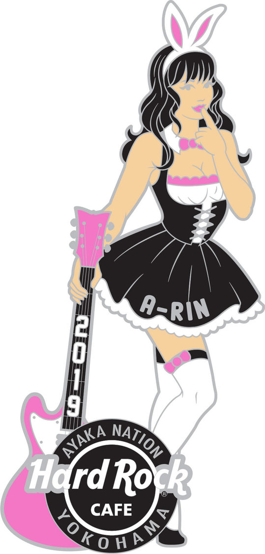 『2019 AYAKA NATION Pin』（ブラック：￥2,800・税込）