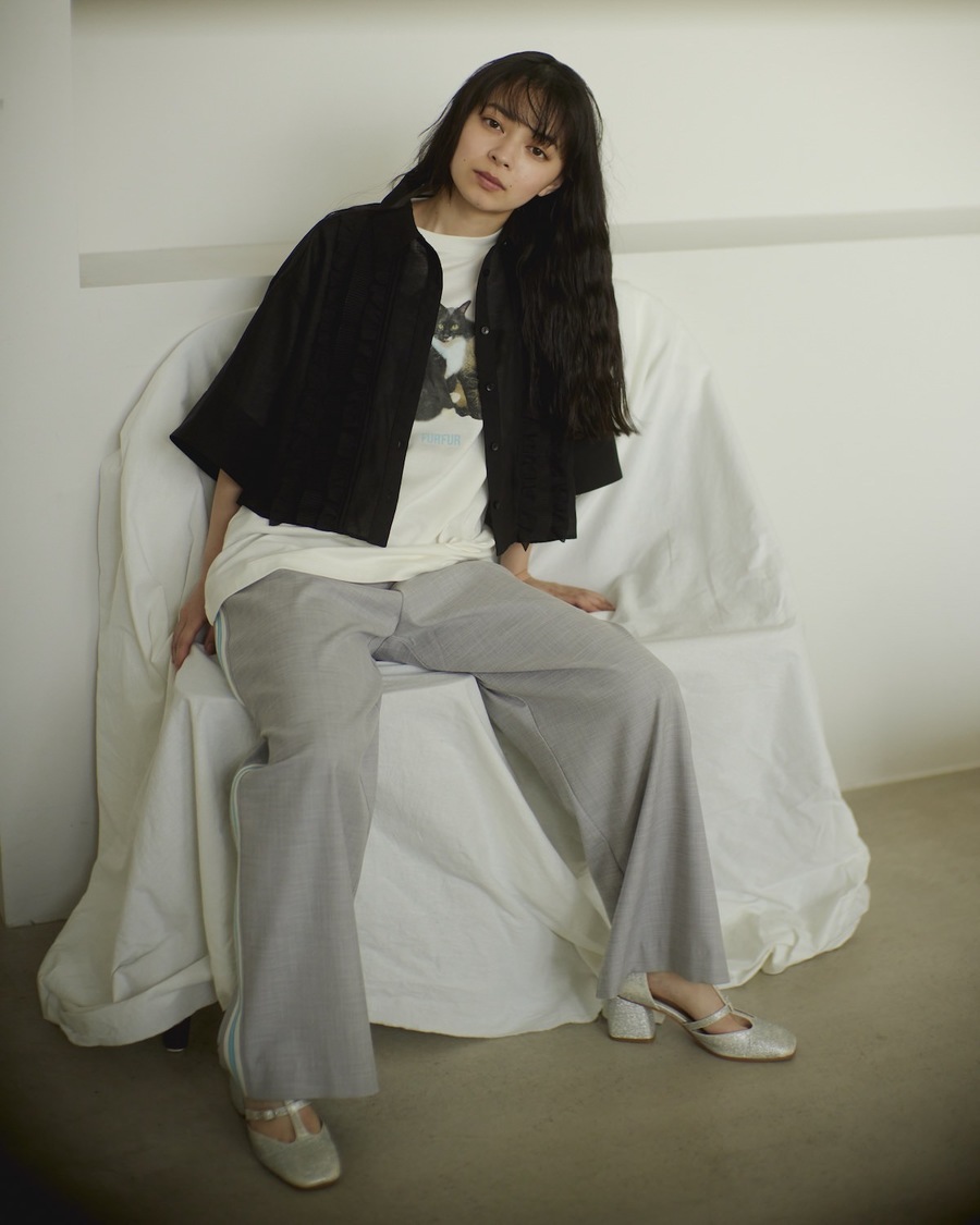 『FURFUR×上國料萌衣』トリプルキャットフォトTシャツ