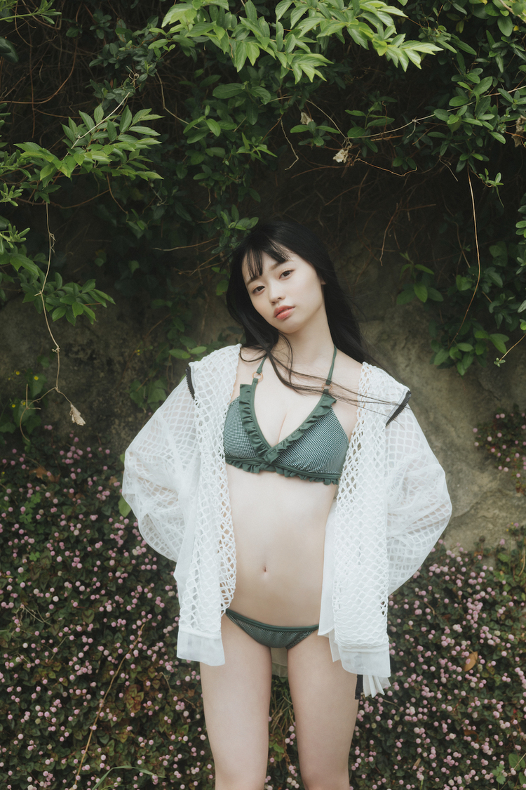 月なぎさ（#よーよーよー）（©︎前康輔／週刊プレイボーイ）