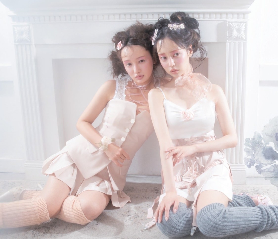 中村里砂、わたなべ麻衣「魅力の面影」