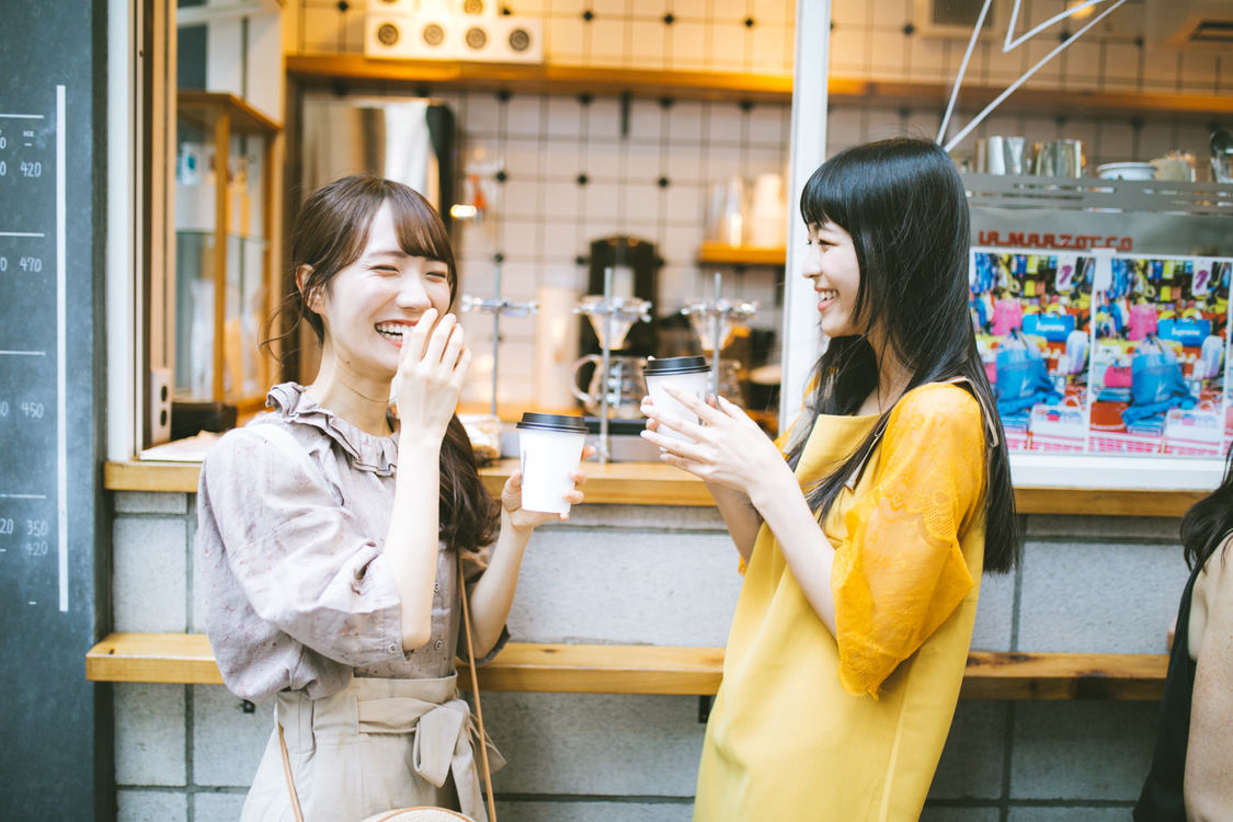 江嶋綾恵梨（26時のマスカレイド）、寺嶋由芙｜東京・渋谷『ABOUT LIFE COFFEE BREWERS』