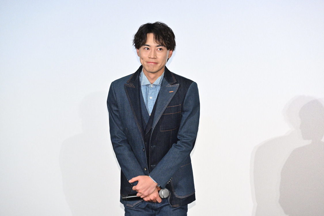 ＜映画『水は海に向かって流れる』公開記念舞台挨拶＜（2023年6月10日／©2023映画「水は海に向かって流れる」製作委員会 ©田島列島/講談社）