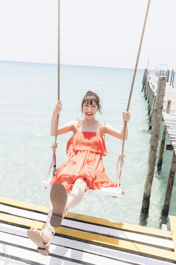 高城れに写真集『タイトル未定』より（©塚田亮平／集英社）