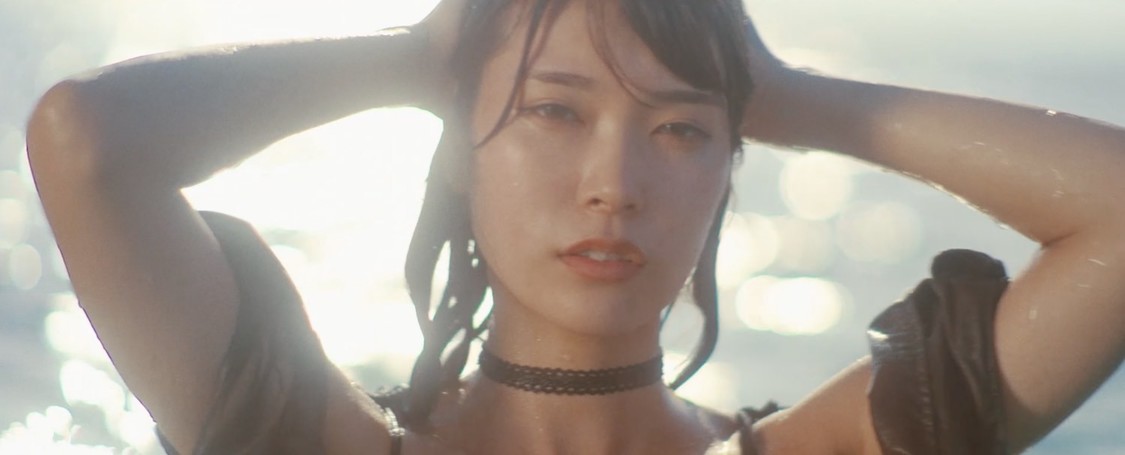 ExWHYZ「フラチナサマー」MVより