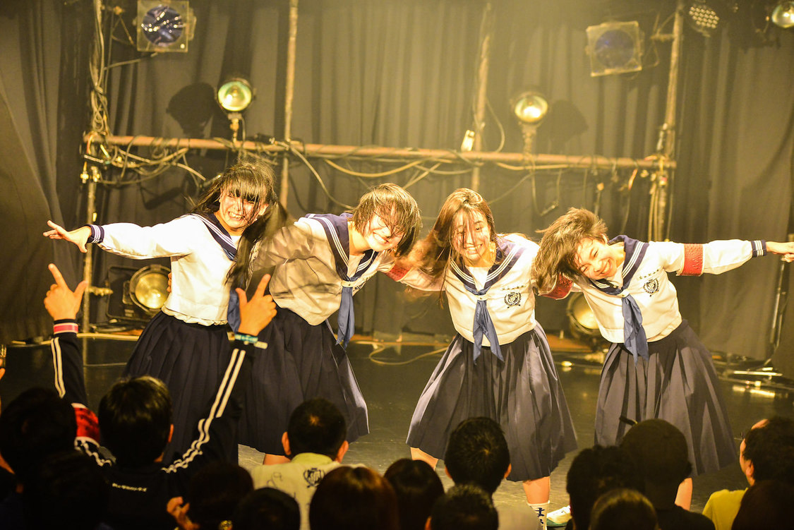 新しい学校のリーダーズ＜YATSUI FESTIVAL! 2019＞｜clubasia（2019年6月15日）／撮影：清水ケンシロウ