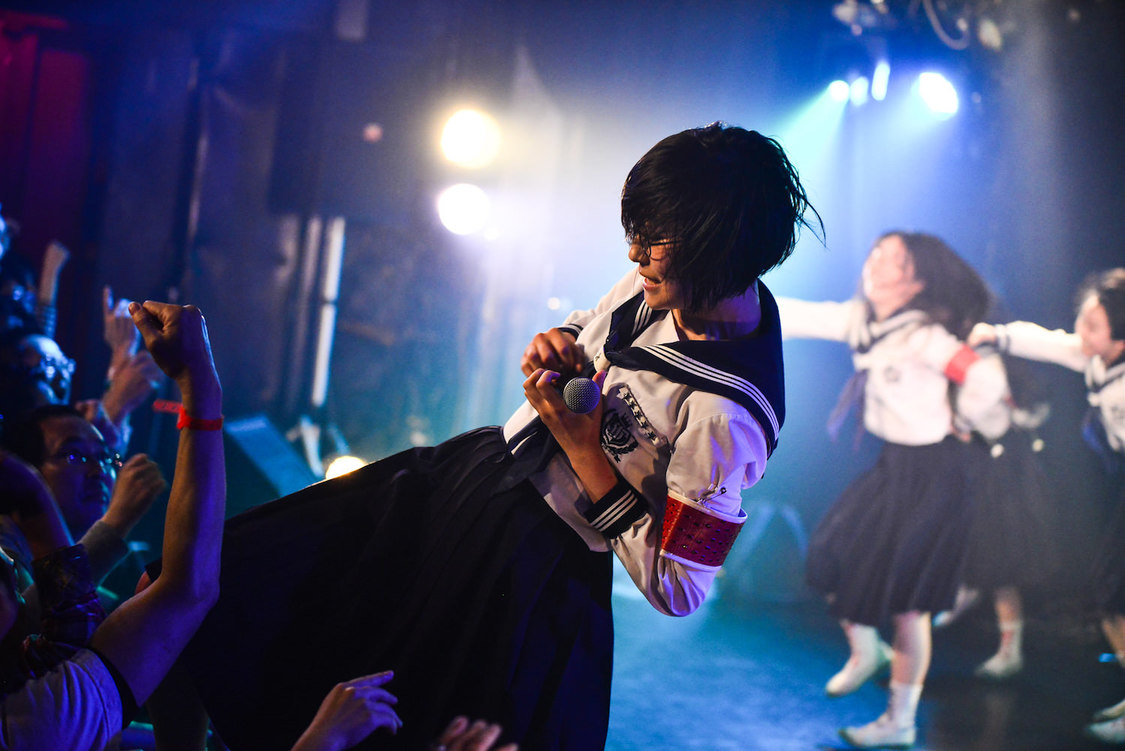 新しい学校のリーダーズ＜YATSUI FESTIVAL! 2019＞｜clubasia（2019年6月15日）／撮影：清水ケンシロウ