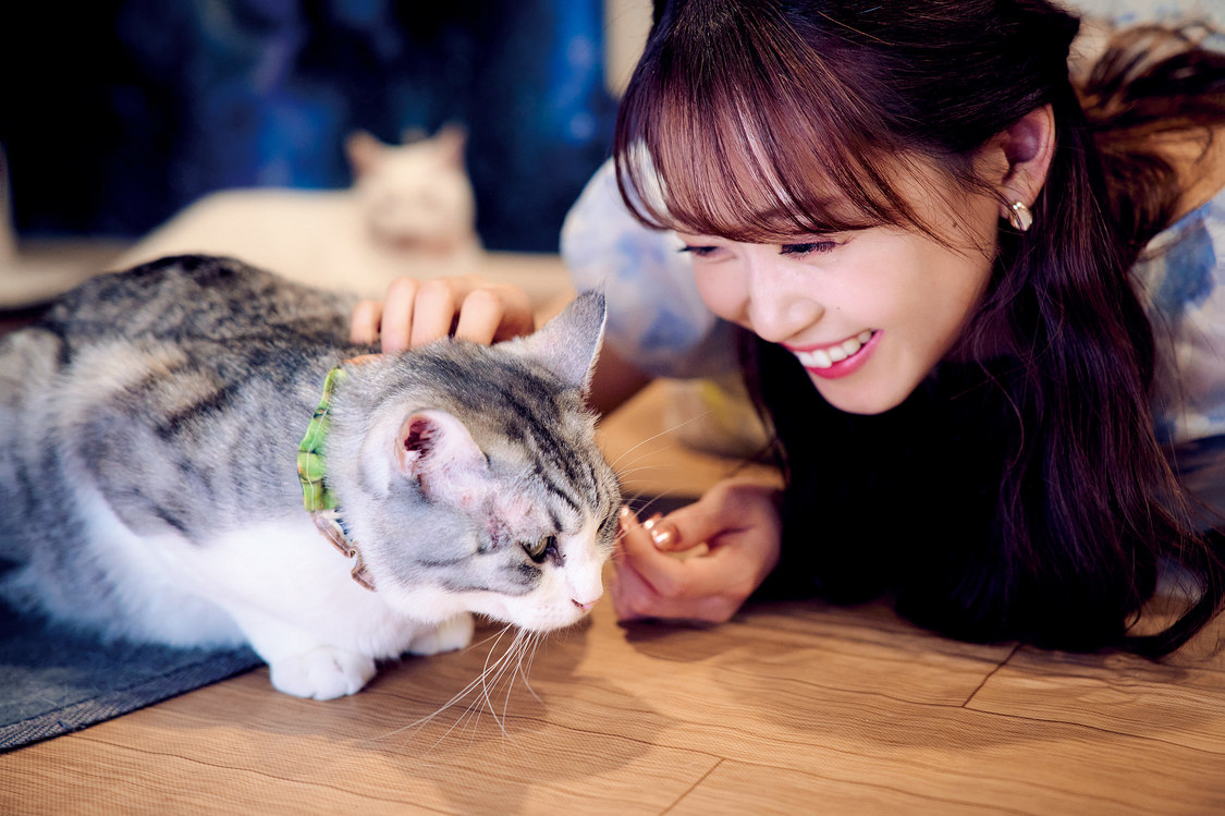 芹澤優『i☆Risしゃべるグラビア』アザーカット