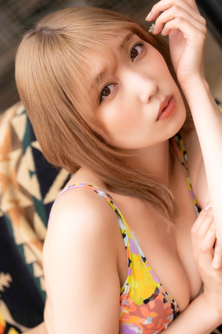 霜月めあ『Fine特別編集 SUNNY GIRL』アザーカット（Ⓒ日之出出版/Fine）