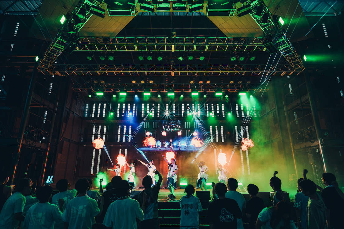 ＜真っ白なキャンバス フリーライブ 2023 夏＞河口湖ステラシアター（2023年7月8日）