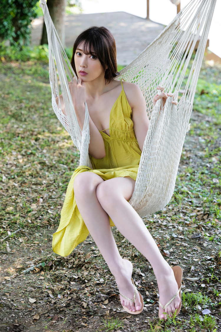 赤井沙希写真集『GRACIA』（撮影：鈴木ゴータ/講談社）