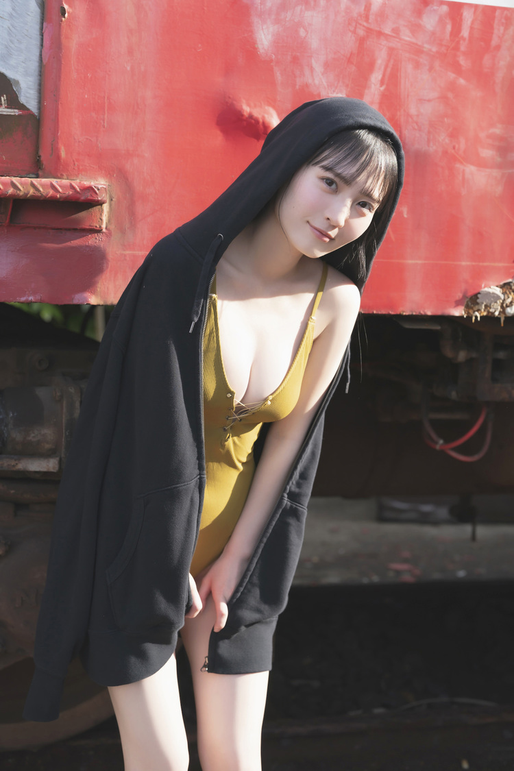 由良ゆら（#よーよーよー）『EX大衆』アザーカット（（C)矢西誠二）