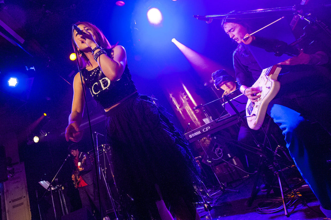 吉川友＜YATSUI FESTIVAL! 2019＞｜VUENOS（2019年6月15日）撮影：MAYUMI