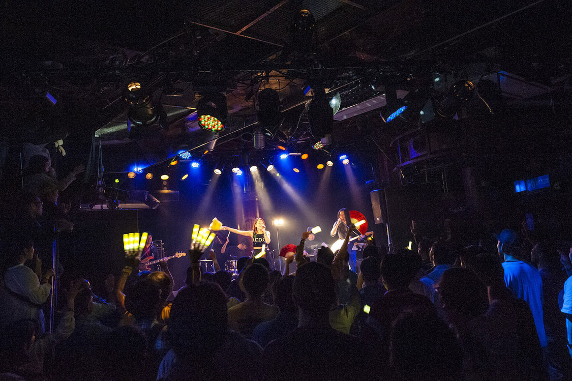 吉川友＜YATSUI FESTIVAL! 2019＞｜VUENOS（2019年6月15日）撮影：MAYUMI