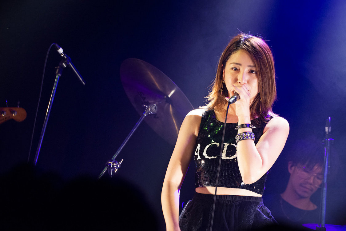 吉川友＜YATSUI FESTIVAL! 2019＞｜VUENOS（2019年6月15日）撮影：MAYUMI