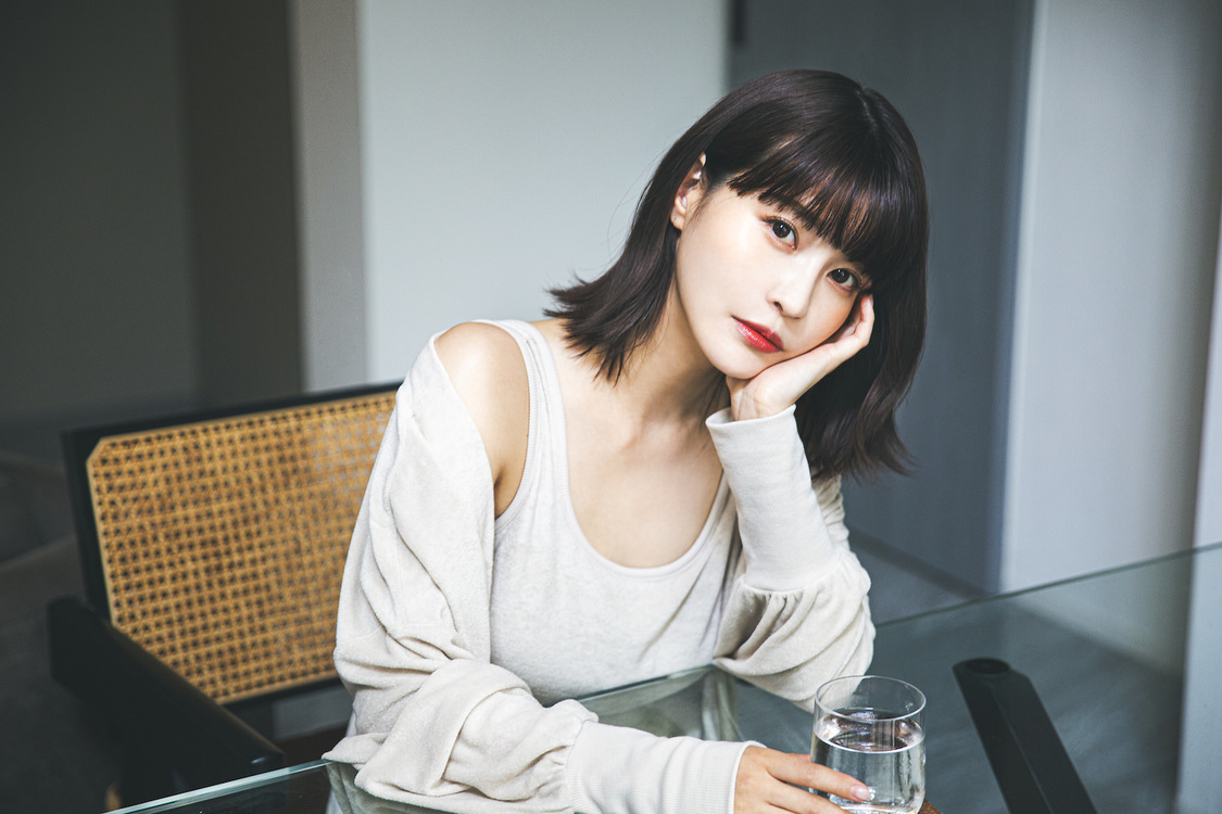 岸明日香「スタイルアップ・ルームウェア」