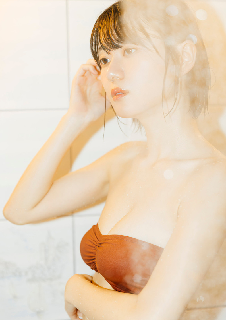 STRiKE！デジタル写真集『いけちゃん　MOMENT IN YOUR LIFE』