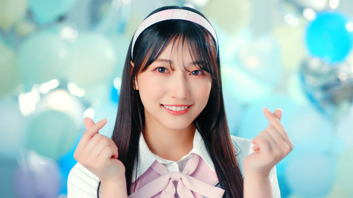 7thシングル「想わせぶりっこ」MVより