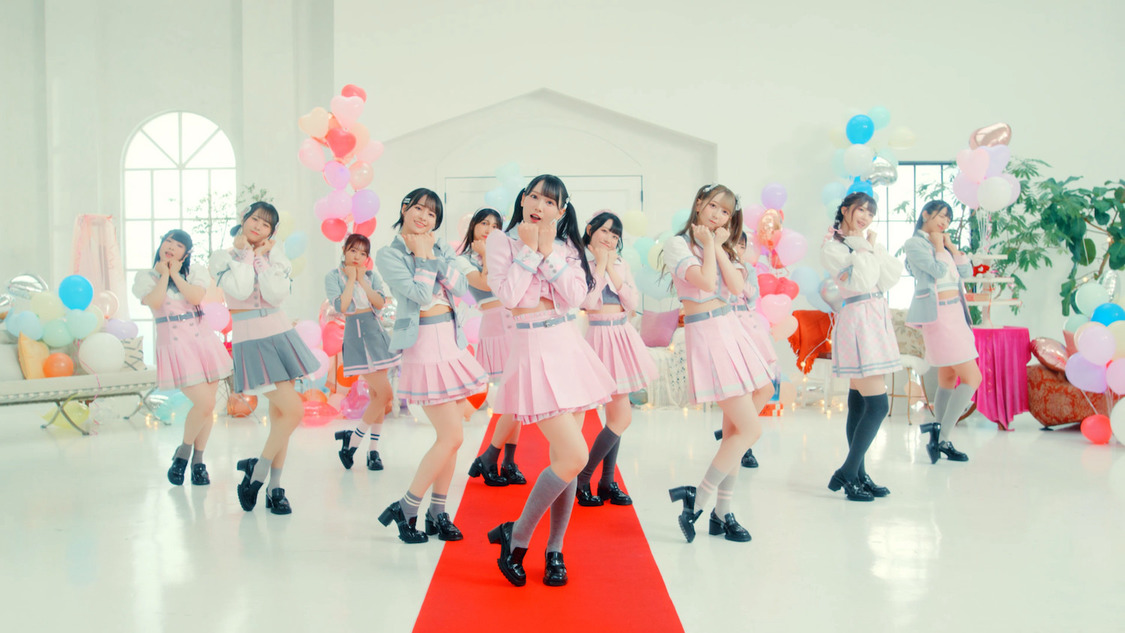 7thシングル「想わせぶりっこ」MVより