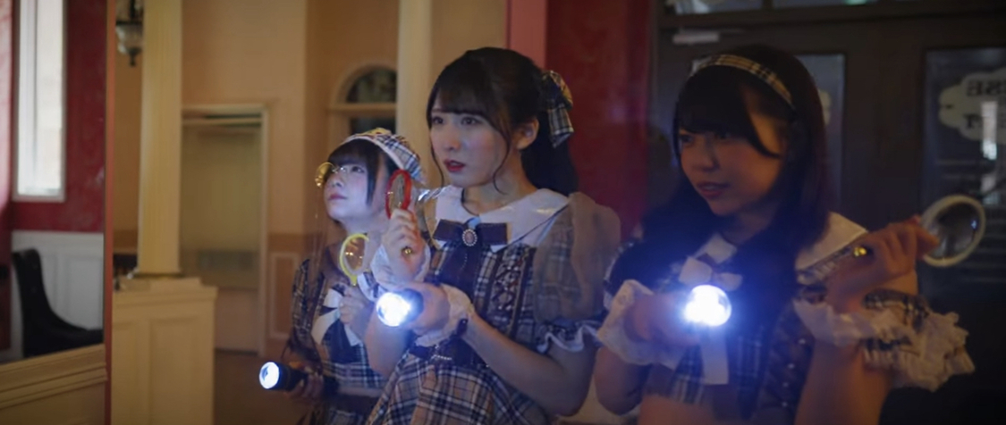 「Popping Lolipop」MVより