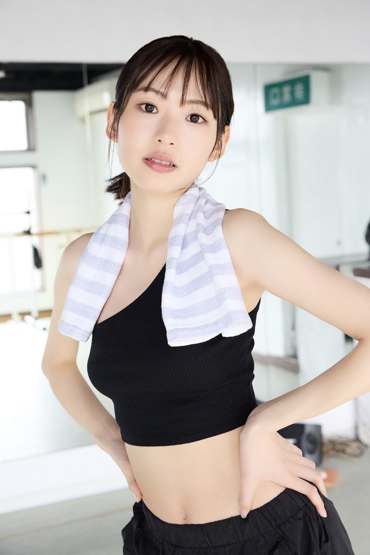 八伏紗世『グラビアザテレビジョン』アザーカット（(C)大藪達也／グラビアザテレビジョン（KADOKAWA））