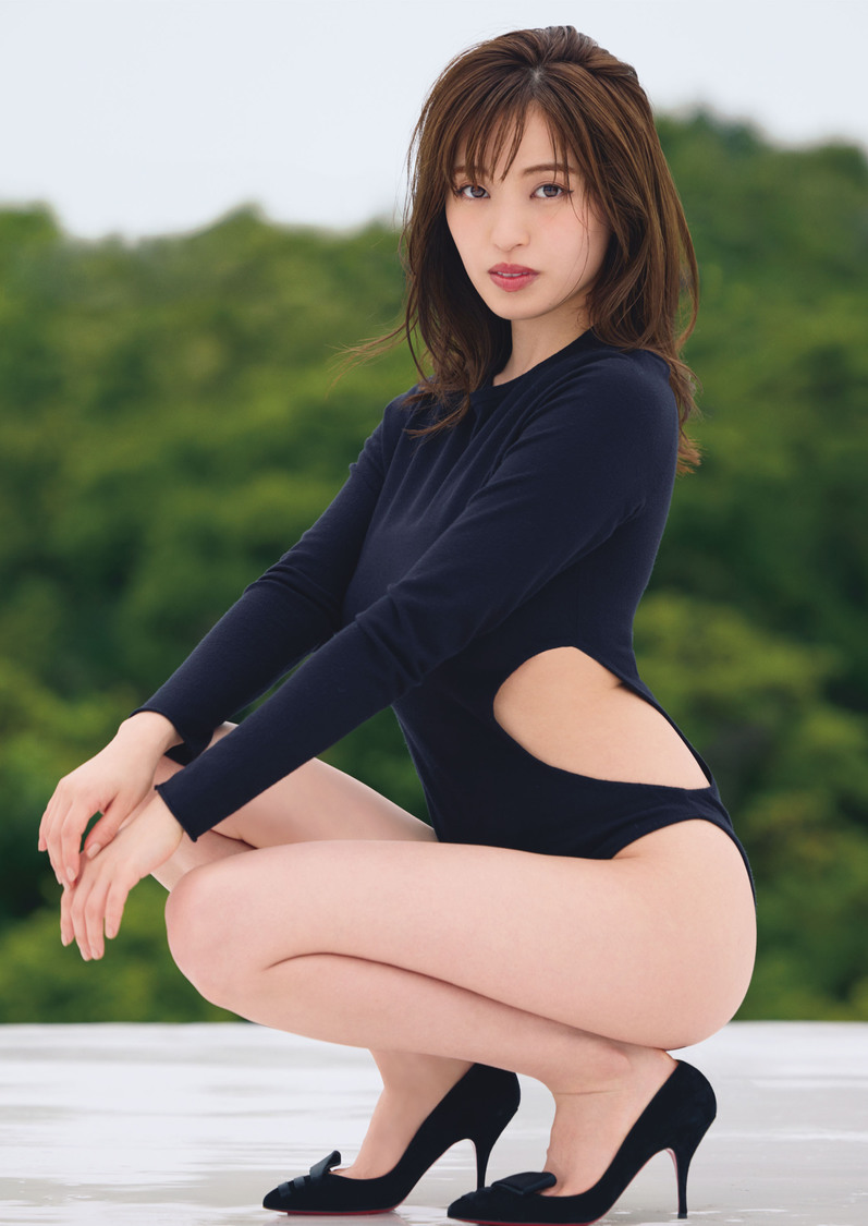 『デジタル原色美女図鑑 村島未悠 non title』より