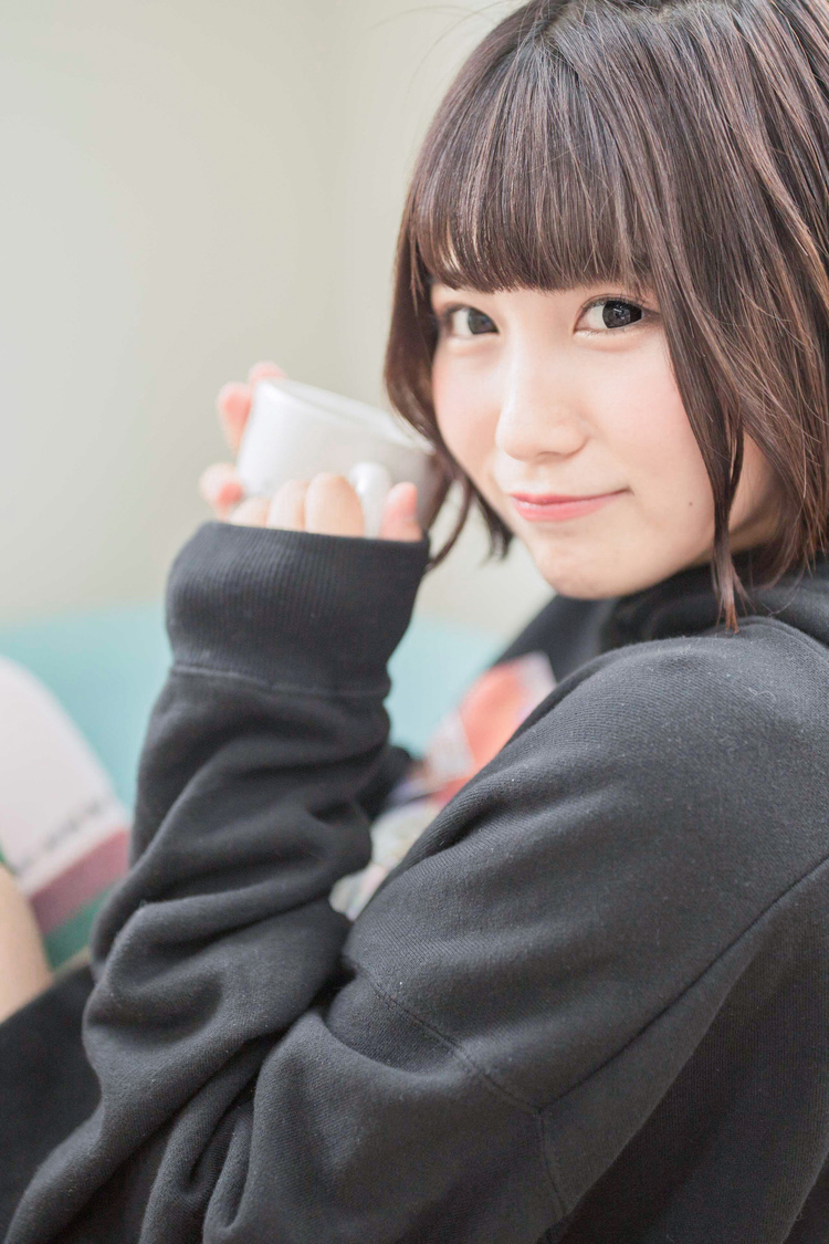 夏目みさき 1st写真集『MISAKI NATSUME』より