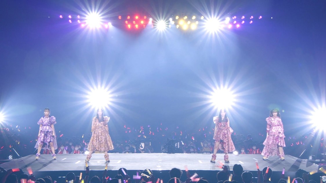 「ももクロ【LIVE】行くぜっ！怪盗少女 -ZZ ver.-（from 代々木無限大記念日 ももいろクローバーZ 15th Anniversary DAY2）」より