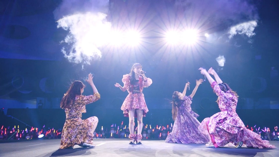 「ももクロ【LIVE】行くぜっ！怪盗少女 -ZZ ver.-（from 代々木無限大記念日 ももいろクローバーZ 15th Anniversary DAY2）」より