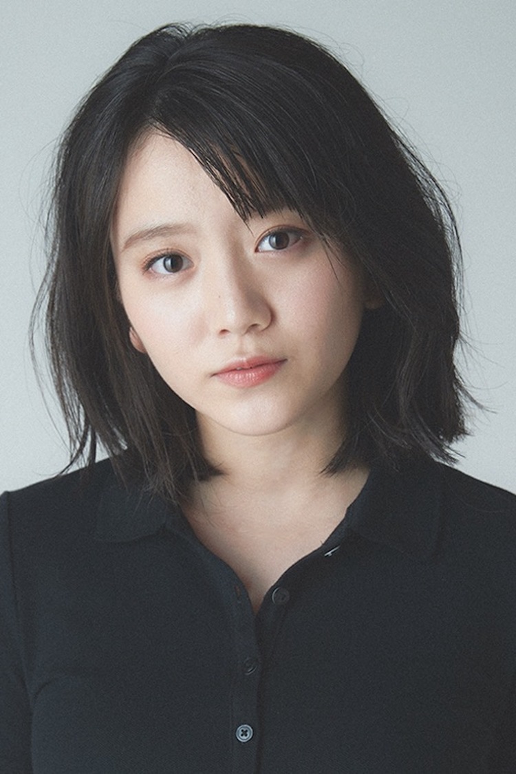 コマチ（©OVERSE）