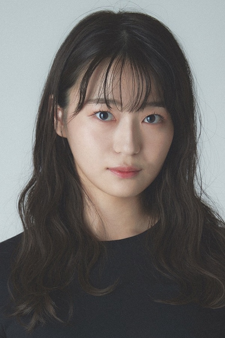 ニイ（©OVERSE）