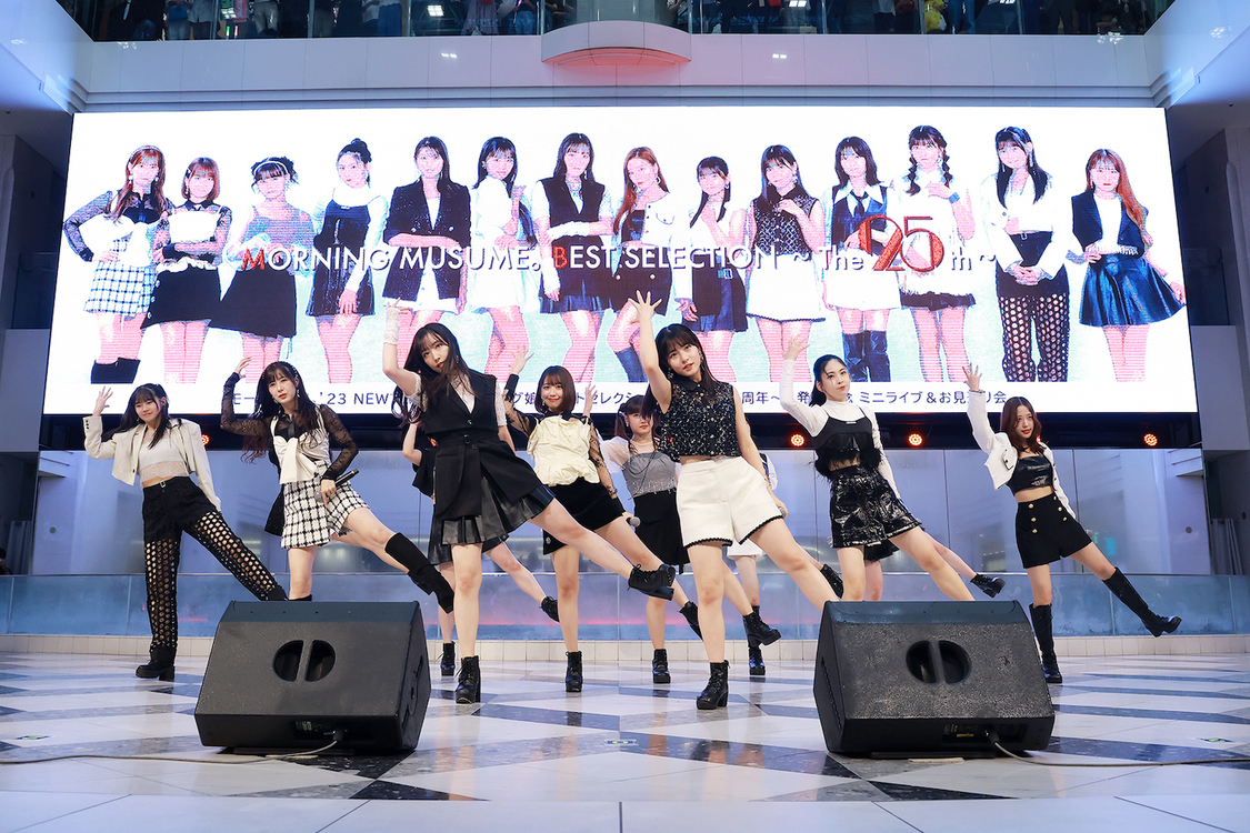 ＜モーニング娘。'23 NEWアルバム『モーニング娘。ベストセレクション ～The 25周年～』発売記念 ミニライブ＆お見送り会＞池袋サンシャインシティ 噴水広場（2023年8月23日）