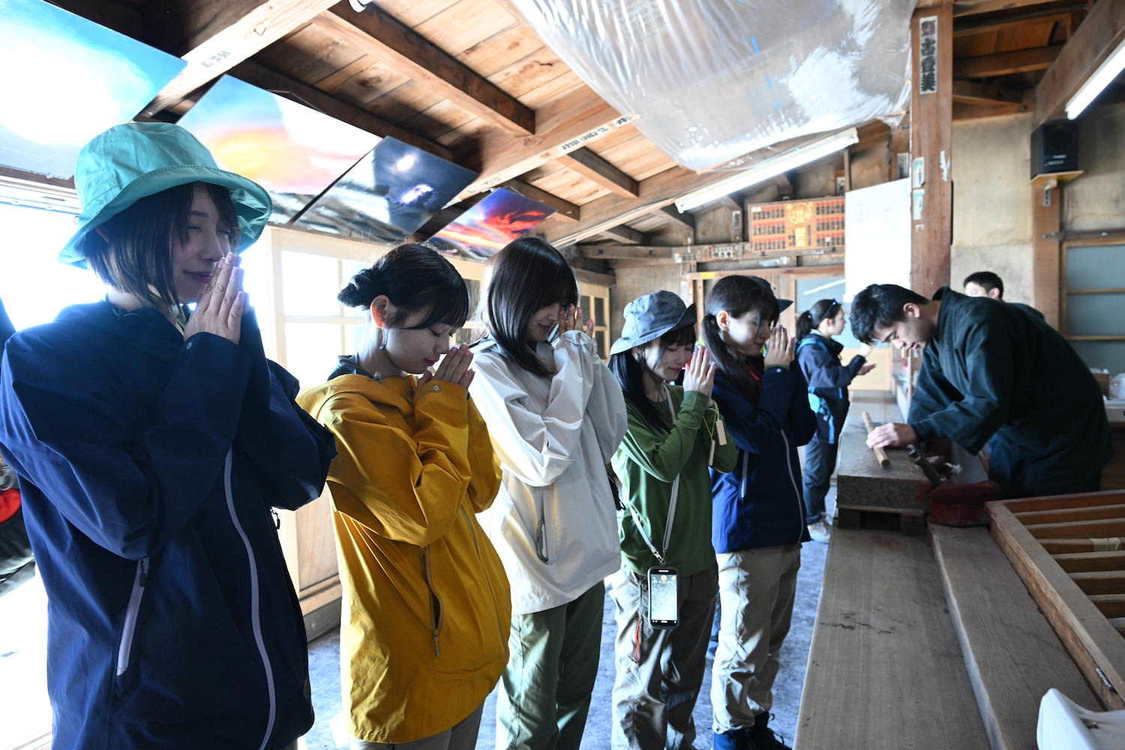 #ババババンビ富士山登山（©️斉藤明）