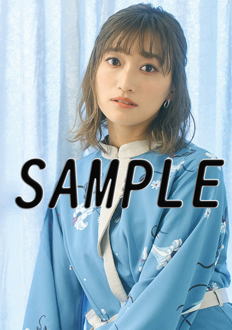 『i☆Risしゃべるグラビア』アニメイト限定販路特典トレーディングカード（茜屋日海夏）