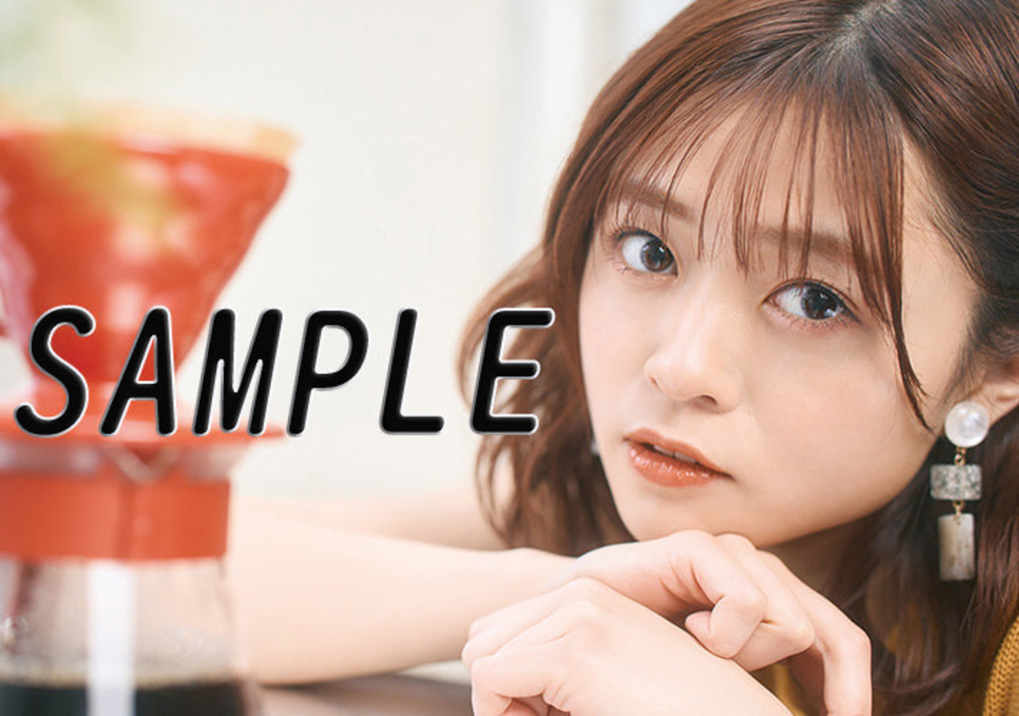 『i☆Risしゃべるグラビア』アニメイト限定販路特典トレーディングカード（若井友希）