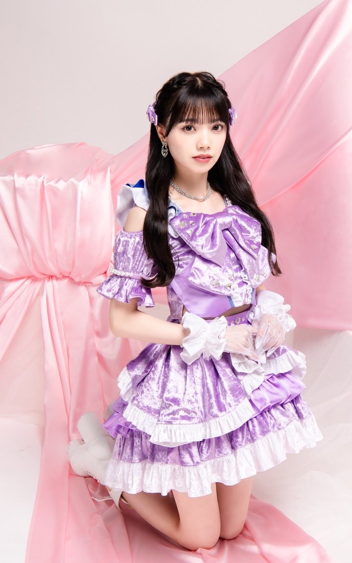 吉橋亜理砂（メンバーカラー：ブルー）