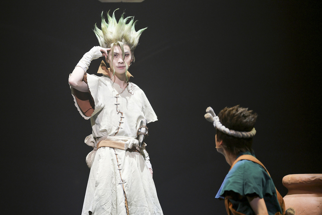 ＜「Dr.STONE」THE STAGE〜SCIENCE WORLD〜＞品川プリンスホテル ステラボール（(C)米スタジオ・Boichi／集英社・ネルケプランニング）