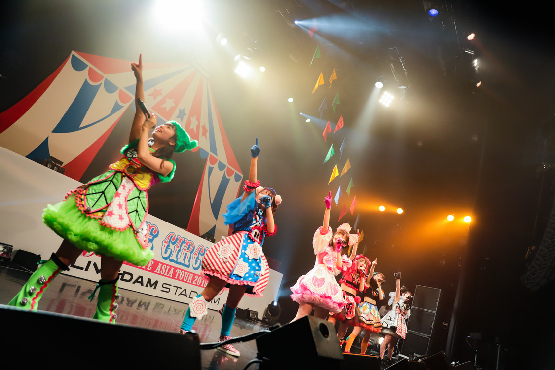 FES☆TIVEアジアツアー＜THE CIRCUS／ザ・サーカス＞ファイナル＆6周年記念公演より