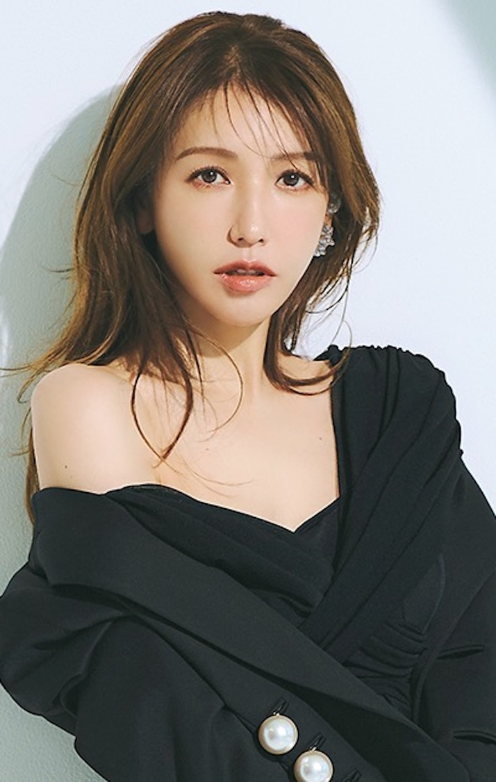 『andGIRL』秋号より