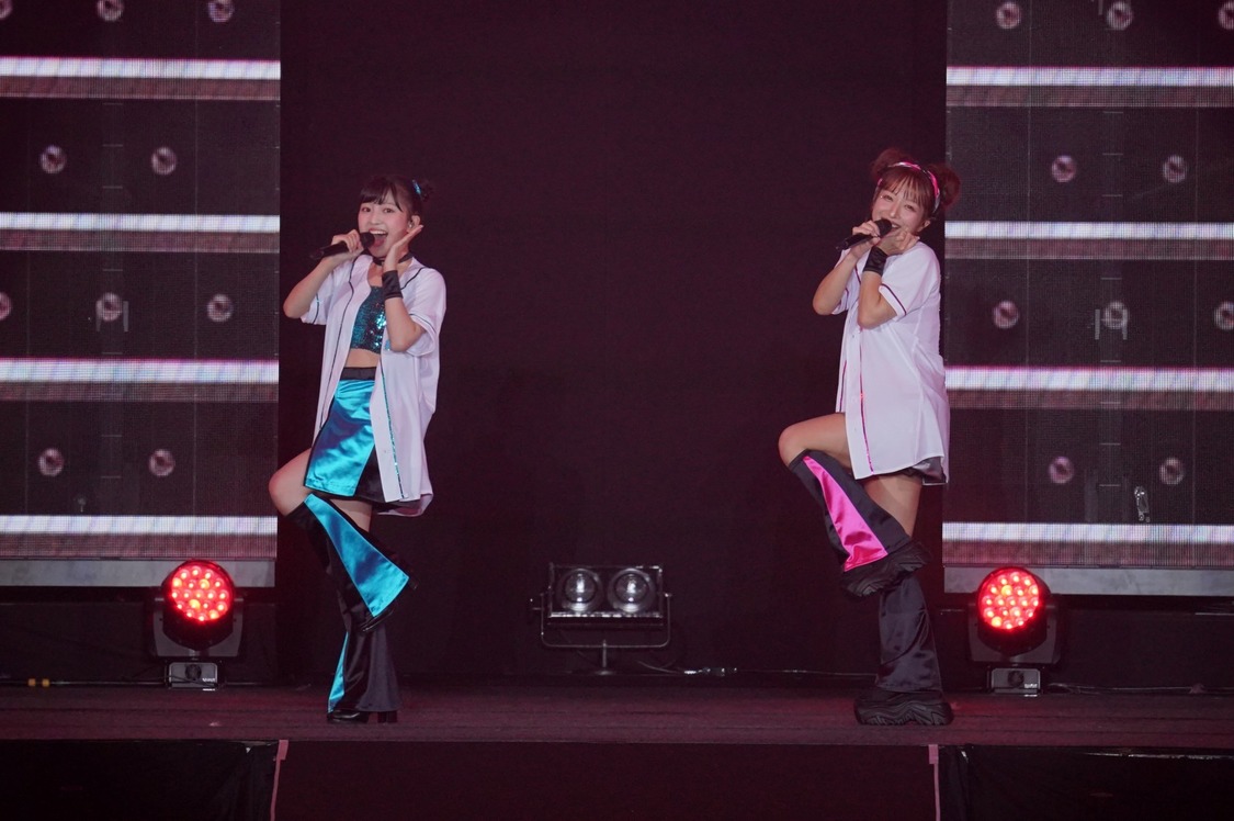 島倉りか　辻希美＜Hello! Project 25th ANNIVERSARY CONCERT「ALL FOR ONE & ONE FOR ALL!」ACT I＞国立代々木競技場・第一体育館（2023年9月10日）